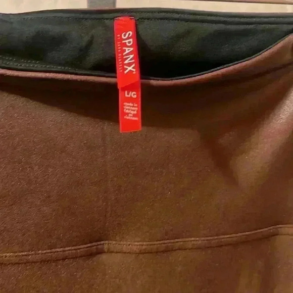 Spanks leggings Brown size large.      E - Picture 5 of 6
